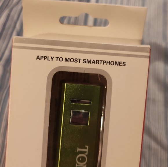 NEW!! Power Bank Charger - Picture 3 of 7